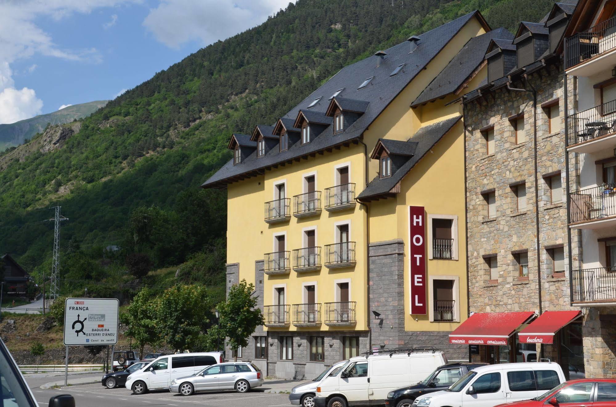 Hotel Spa Acevi Val D'Aran Vielha Kültér fotó